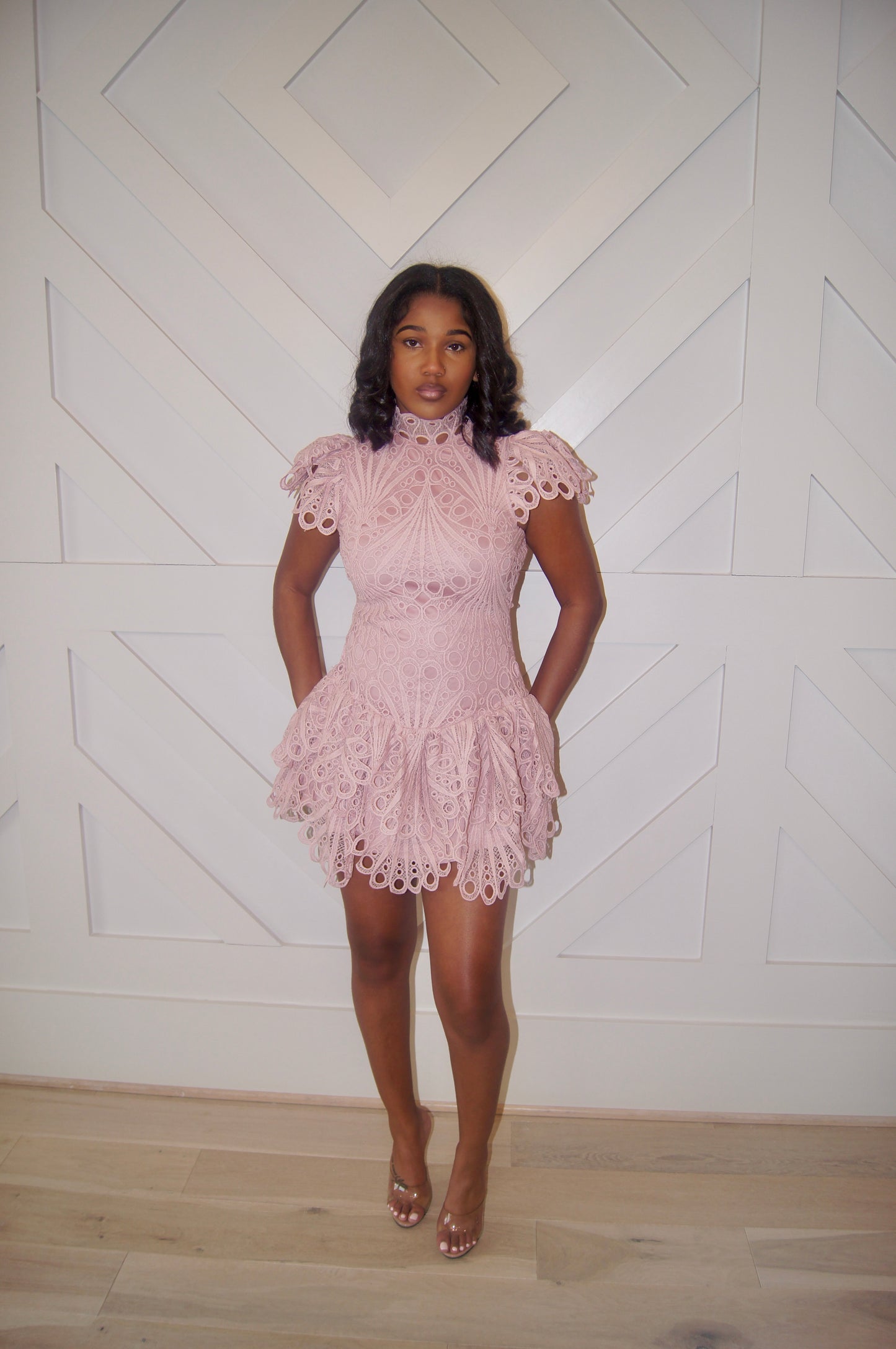 LACE MINI DRESS