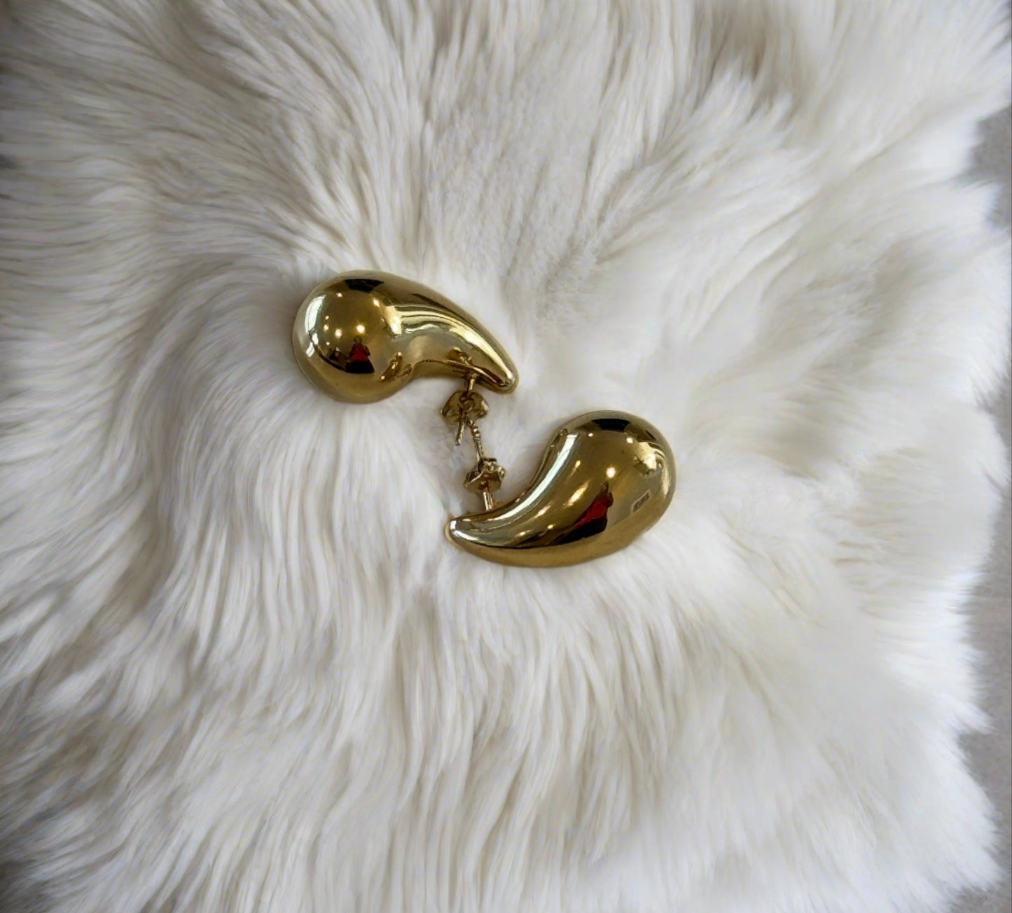 TEAR DROP EARRINGS | GOLD