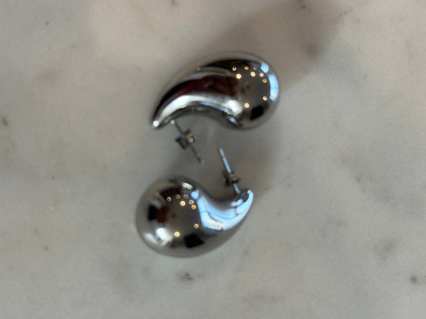 TEAR DROP EARRINGS | SILVER