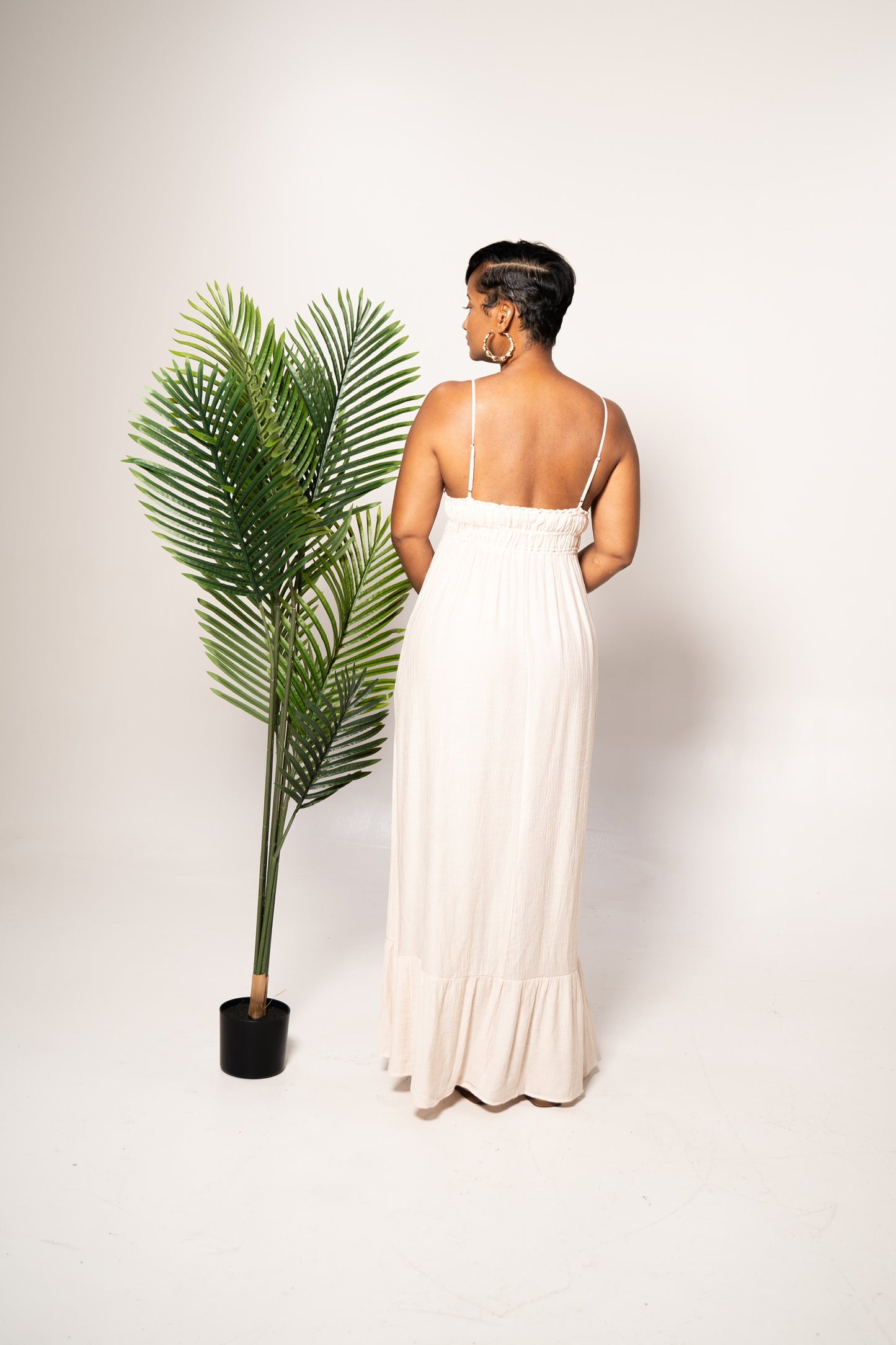 maxi dress back view natural color